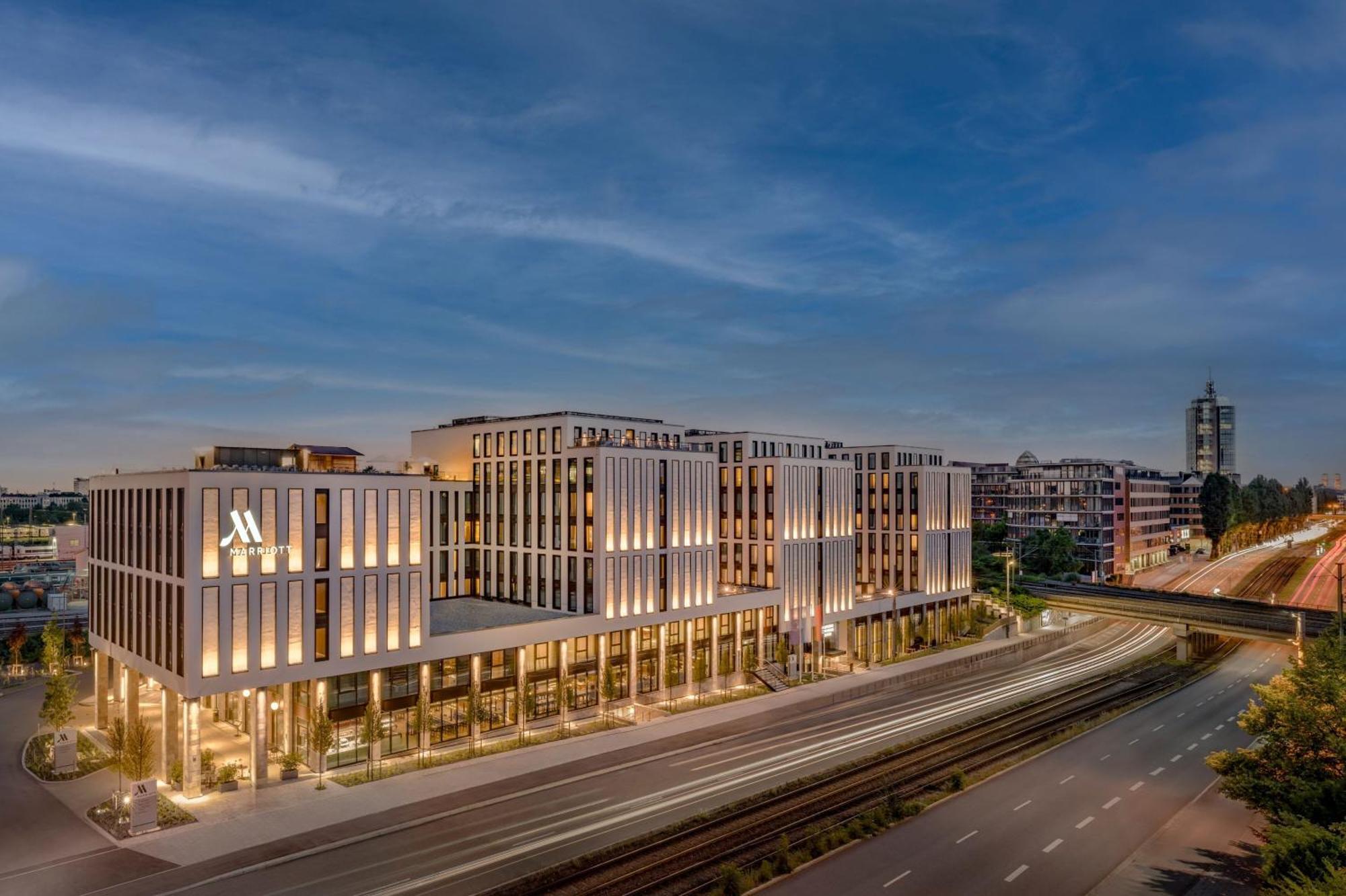 Munich Marriott Hotel City West Εξωτερικό φωτογραφία